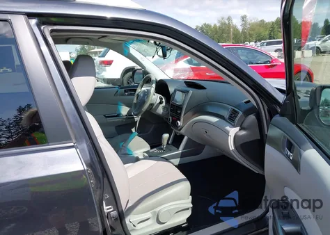 2013 Subaru Forester 2.5Xt Touring из США, поврежденный, VIN JF2SHGGC0DH412616